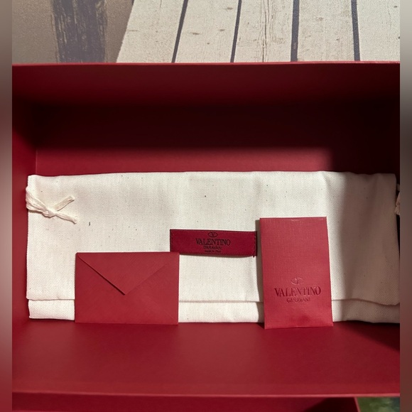 Valentino Jelly Sandals - Picture 5 of 6